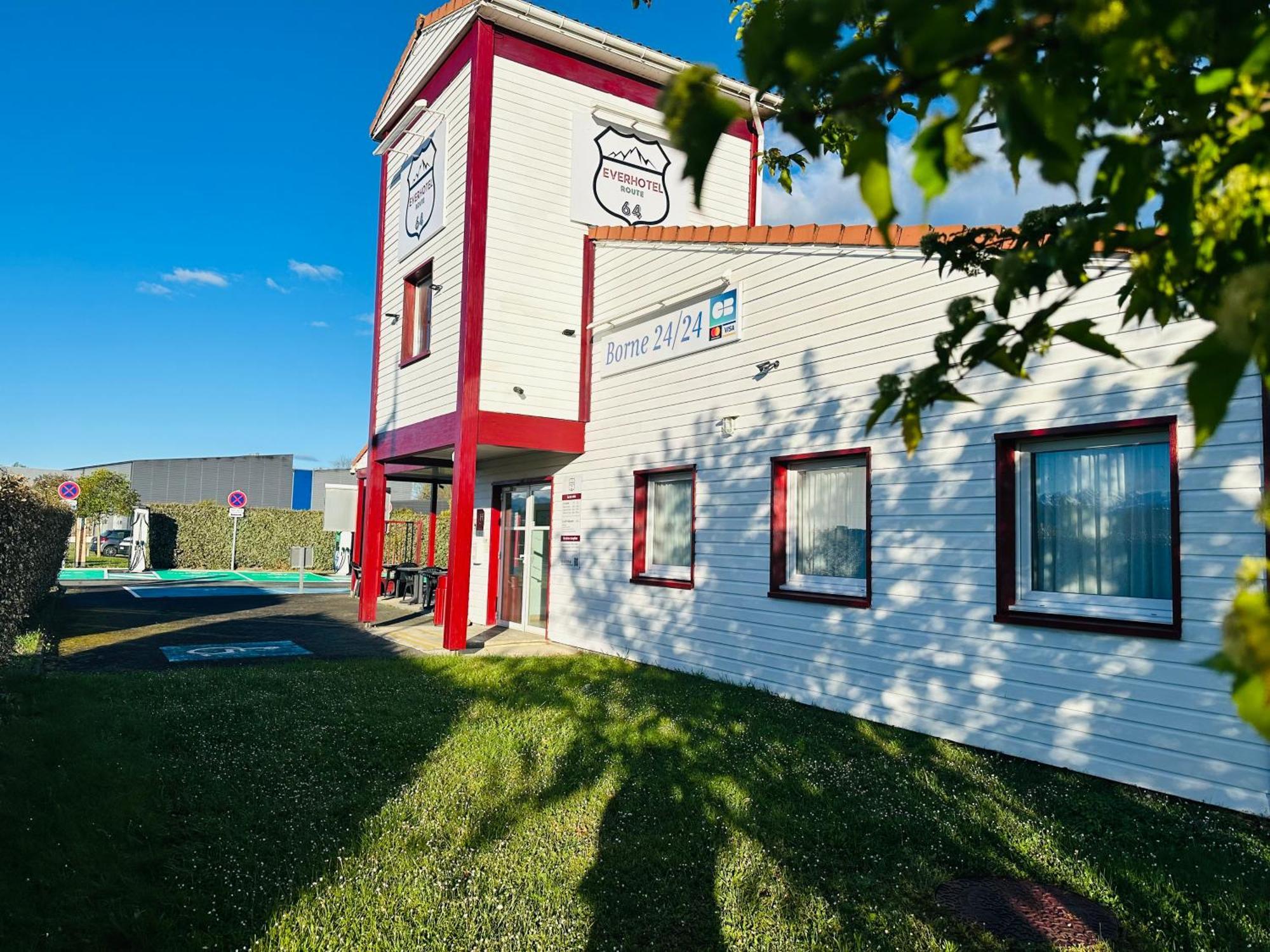 Everhotel De Tarbes-Ibos المظهر الخارجي الصورة