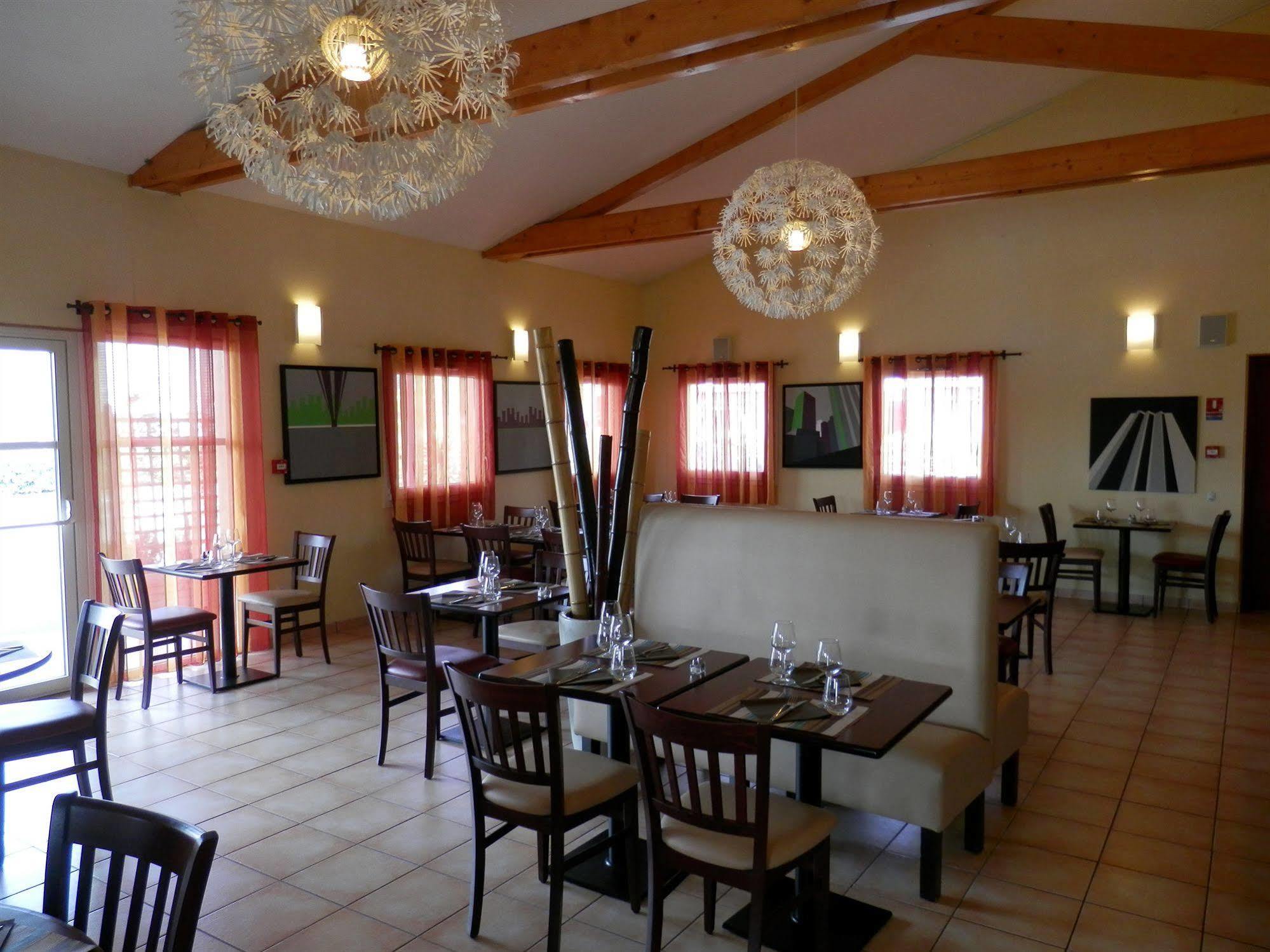 Everhotel De Tarbes-Ibos المظهر الخارجي الصورة